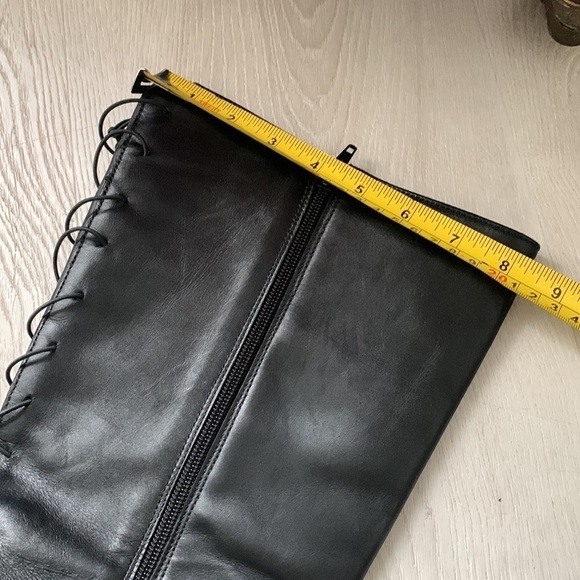 Size 9 1/2 B.Regence Black Leather Boots Made In‎ Canada lace up wide zipper - Picture 9 of 16